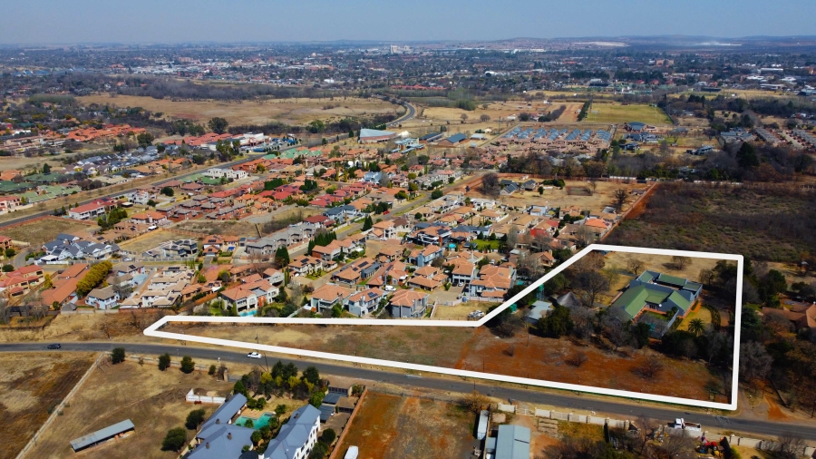 4 Bedroom Property for Sale in Vyfhoek A H North West